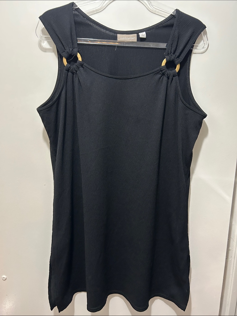 Croft & Barrow Black Sleeveless Ring-Detail Tank Size Large